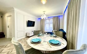 Belle View- Central Old Town Apartment Ac Progres